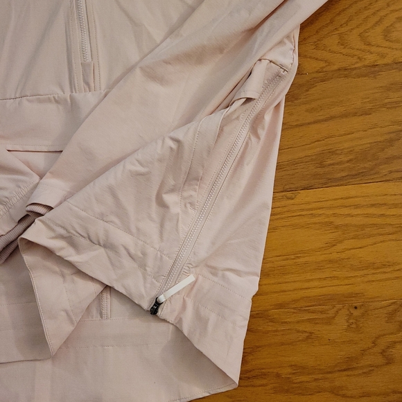 LIV Outdoor Emma Jacket / Anorak - Picture 3 of 6